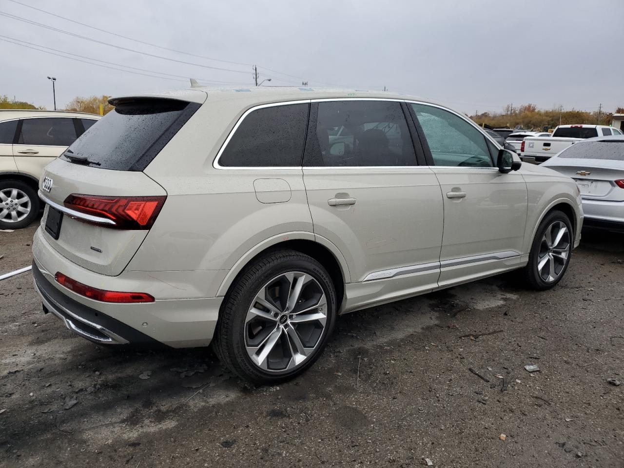 AUDI Q7 PREMIUM PLUS