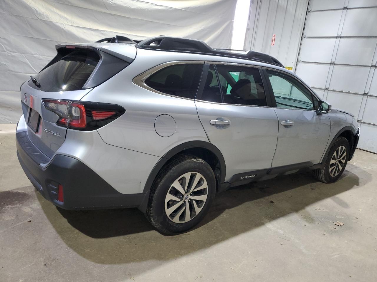 SUBARU OUTBACK PREMIUM