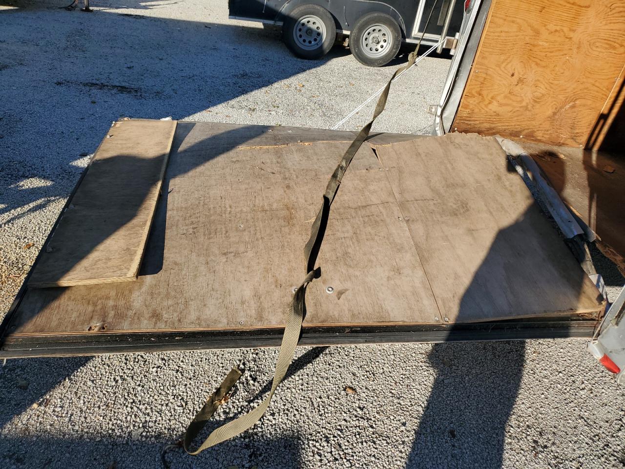 Lot #3311572239 2010 CARRYON ENCLOSED C