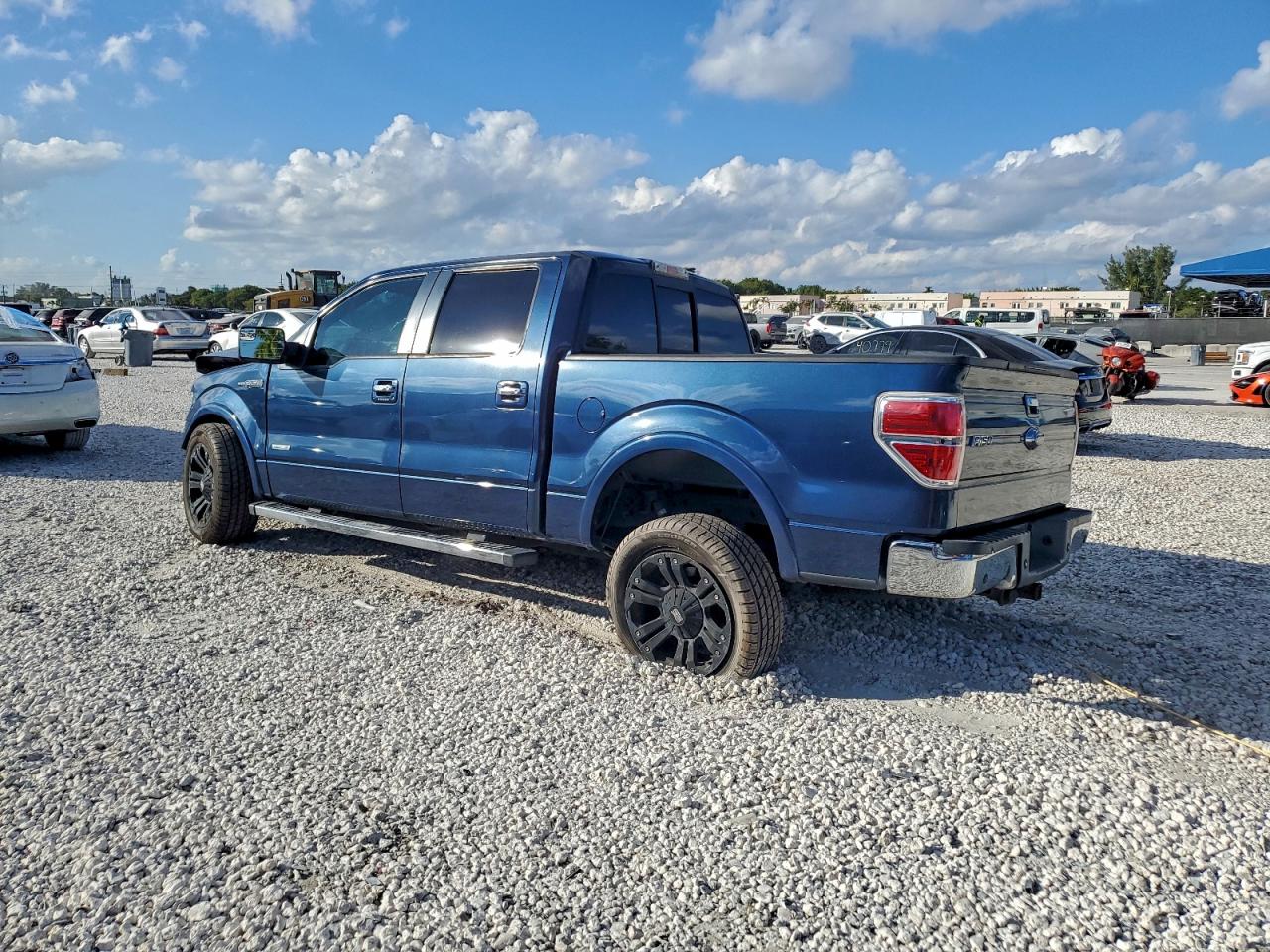 FORD F-150 SUPERCREW