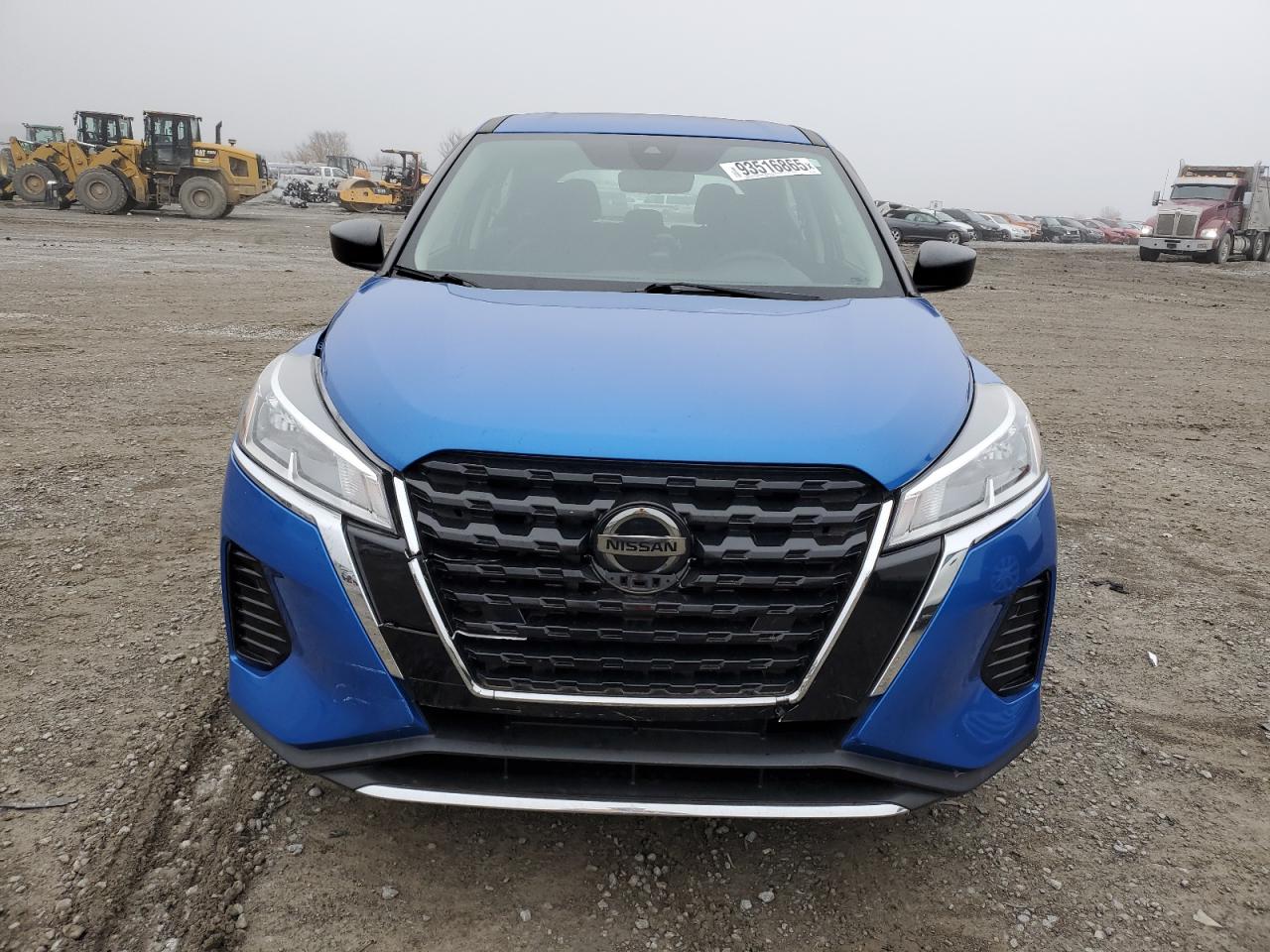 NISSAN KICKS S
