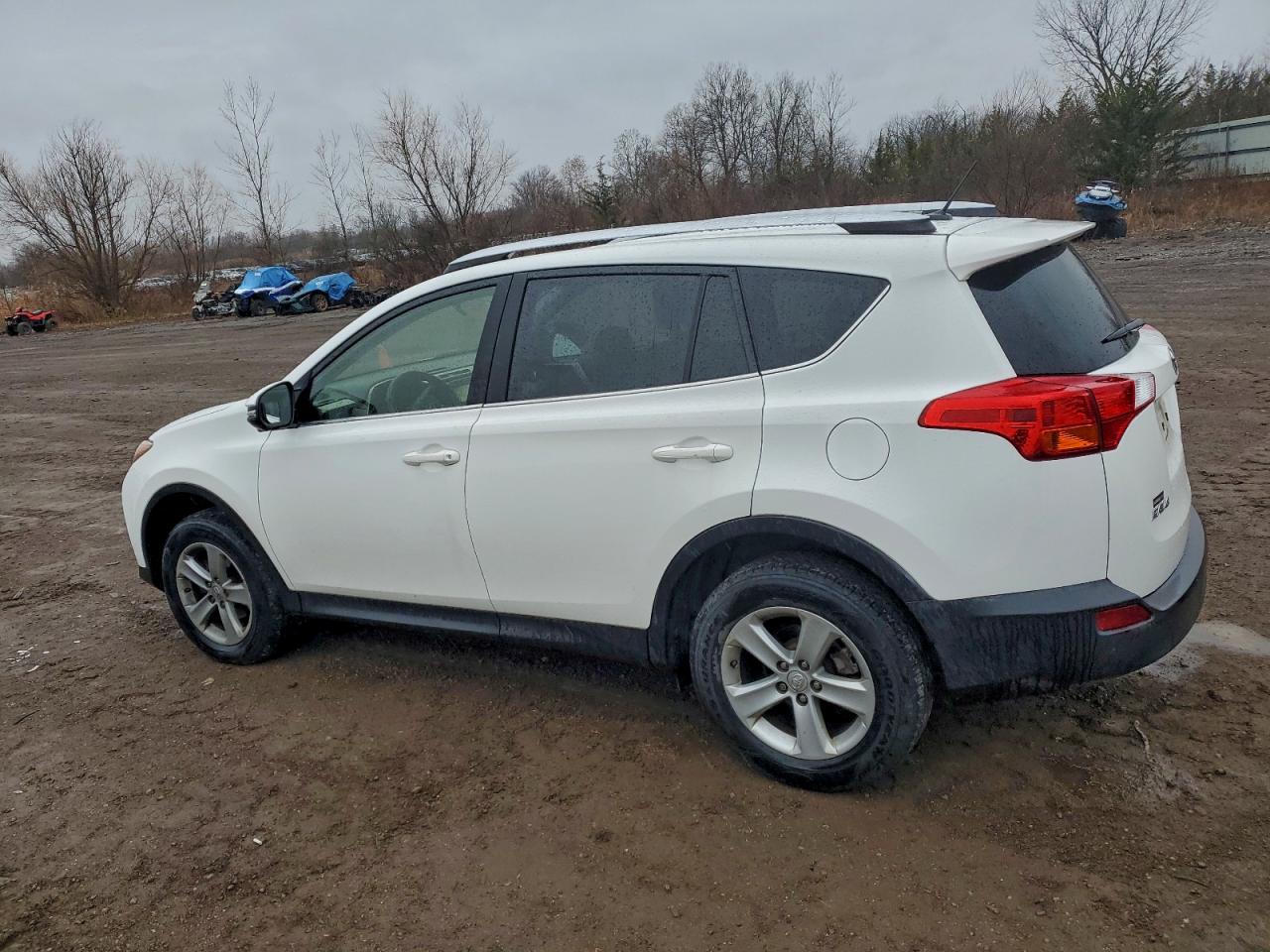 TOYOTA RAV4 XLE