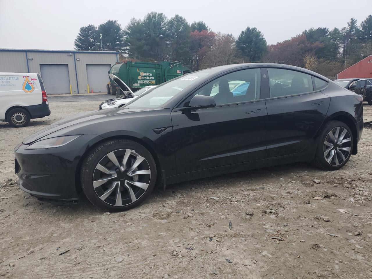 TESLA MODEL 3