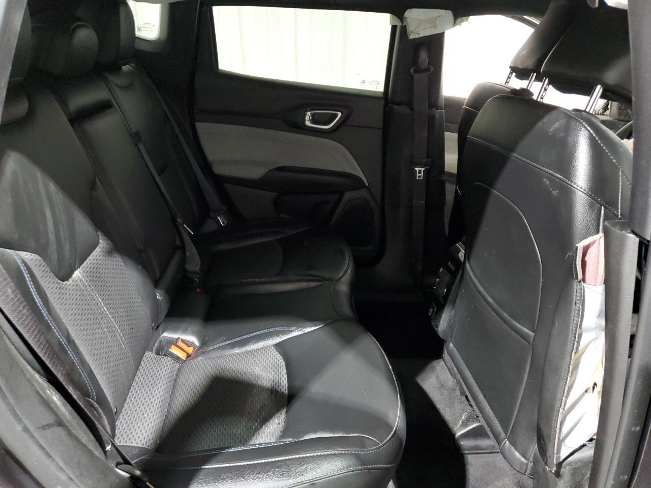 JEEP COMPASS LATITUDE