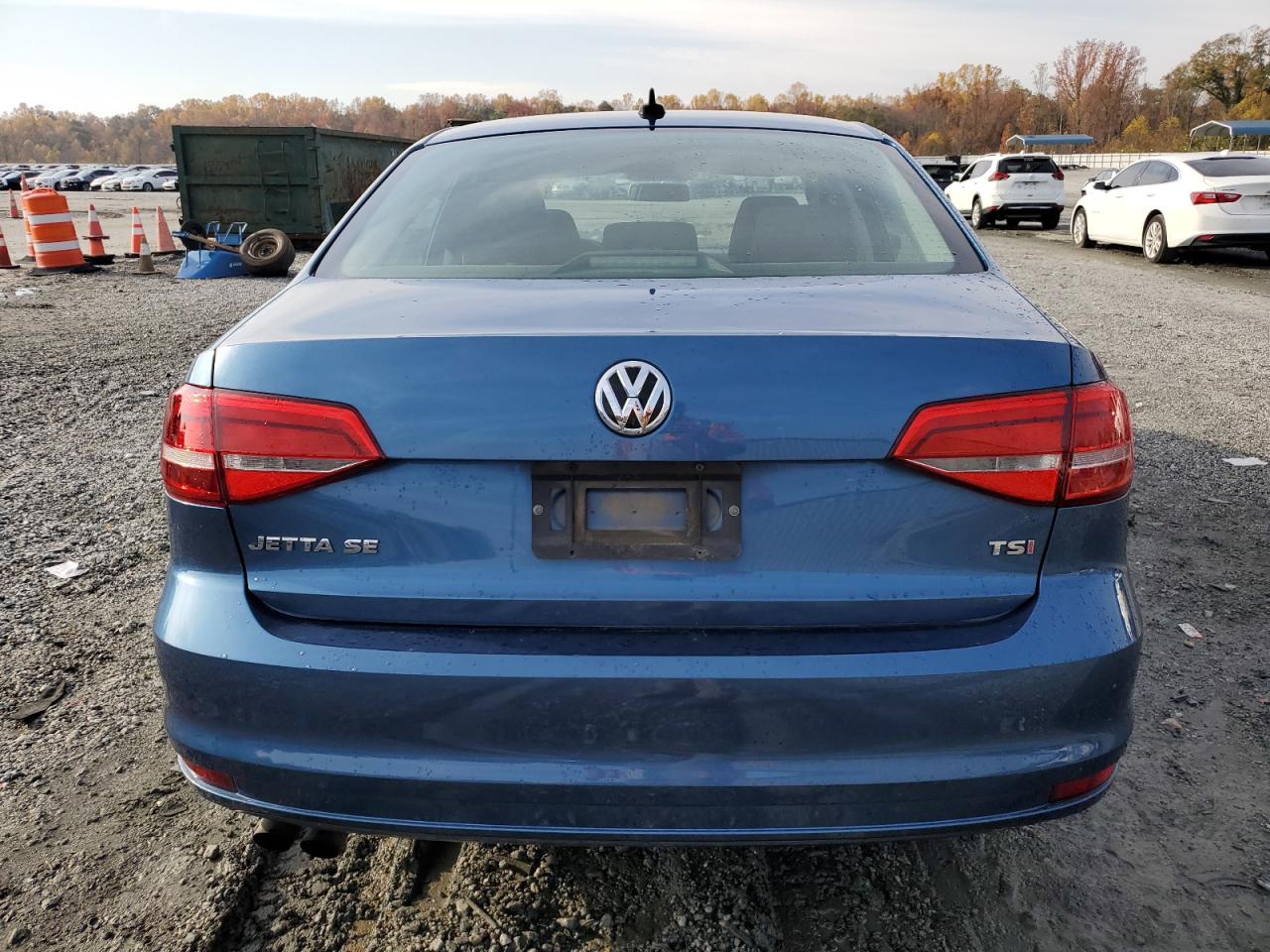 VOLKSWAGEN JETTA SE