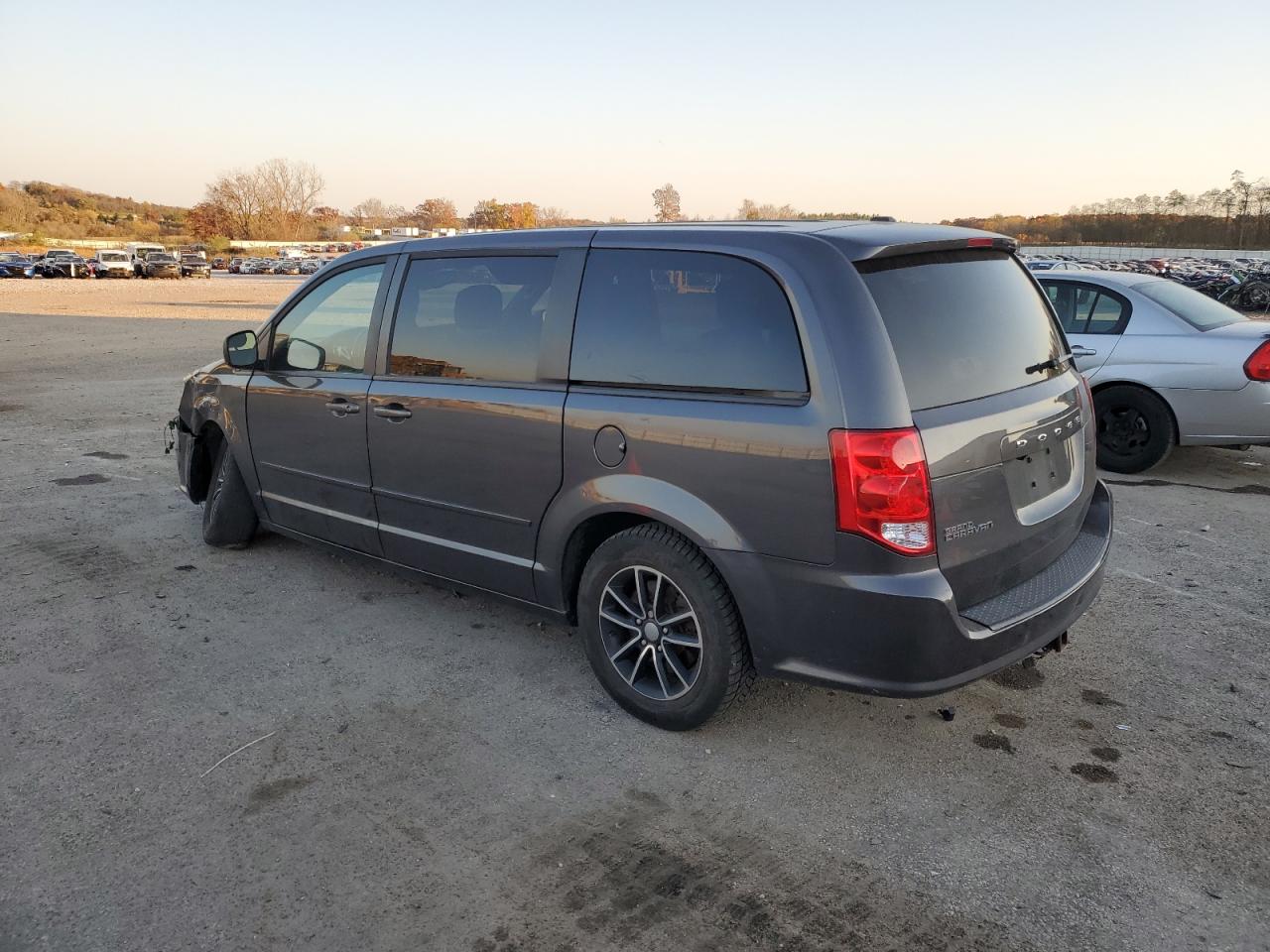 DODGE GRAND CARAVAN SE