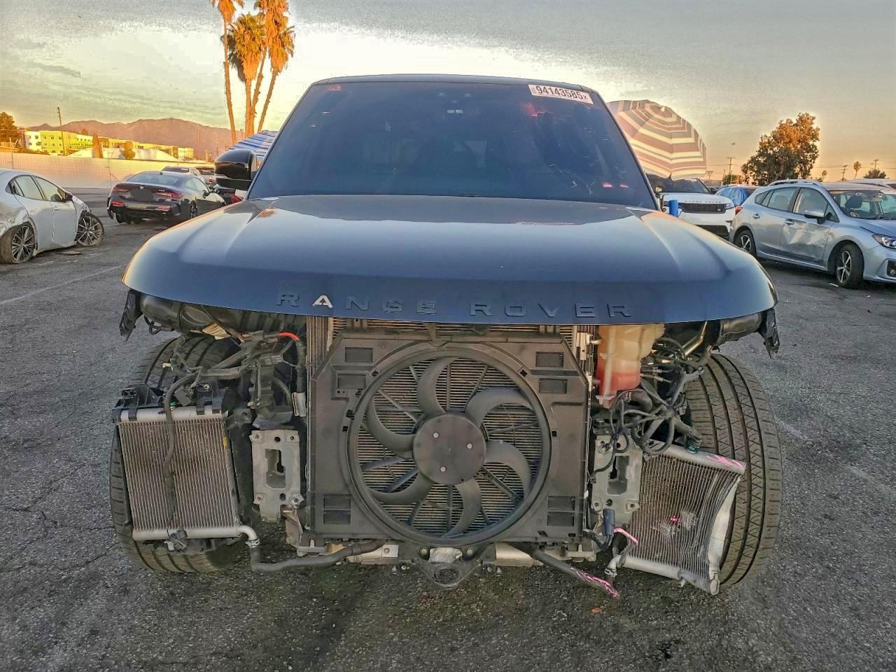 LAND ROVER RANGE ROVER AUTOBIOGRAPHY