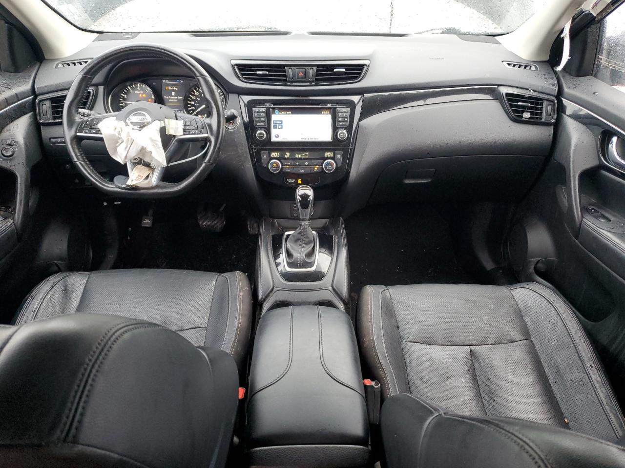 NISSAN ROGUE SPORT S