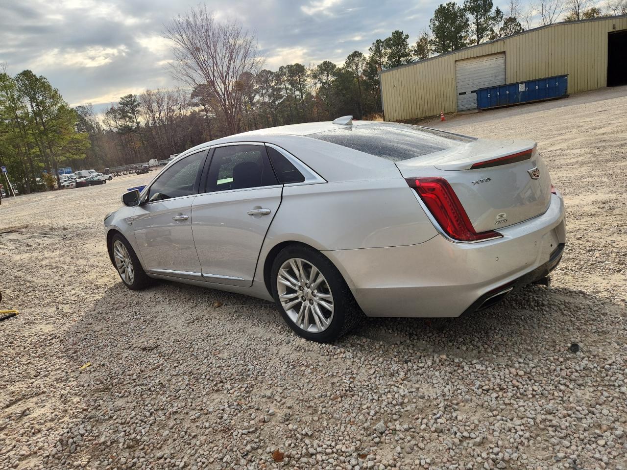 CADILLAC XTS LUXURY