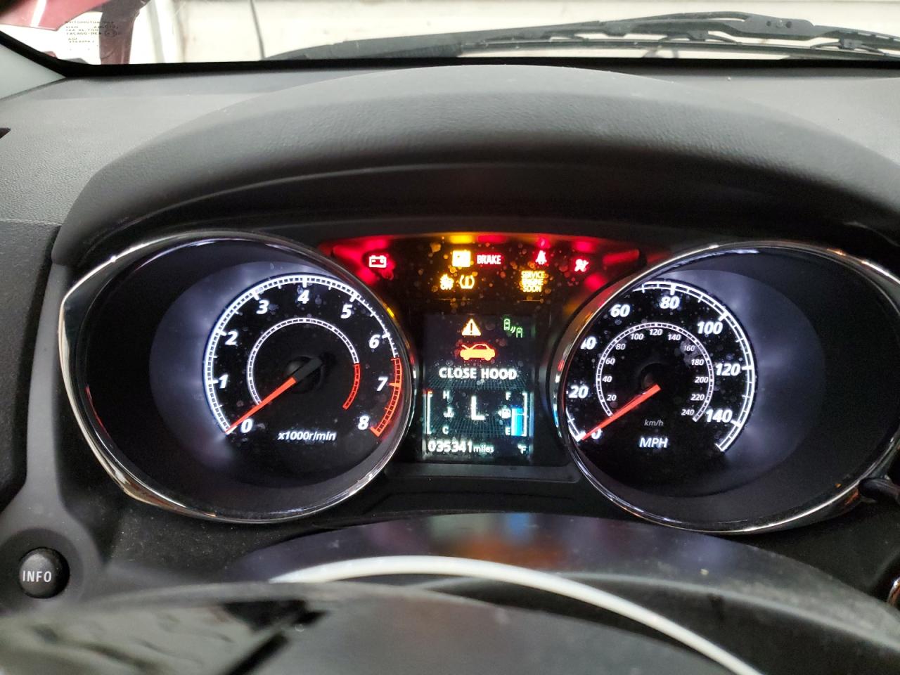 MITSUBISHI OUTLANDER SE