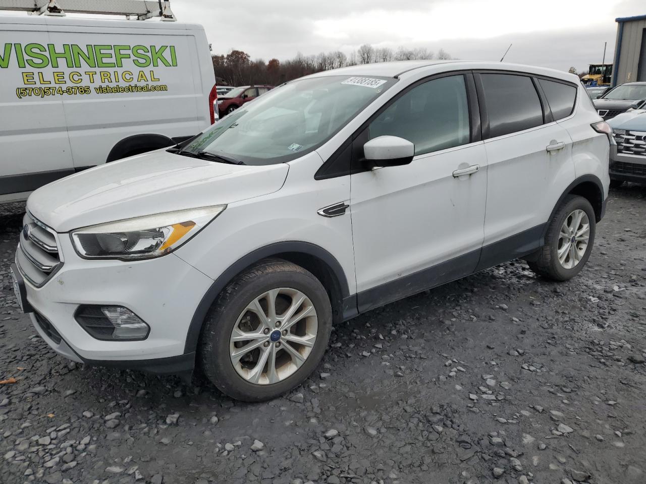 FORD ESCAPE SE
