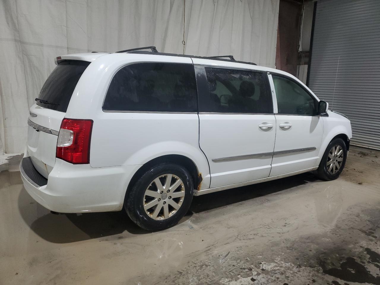 Lot #3316722457 2014 CHRYSLER TOWN & COU
