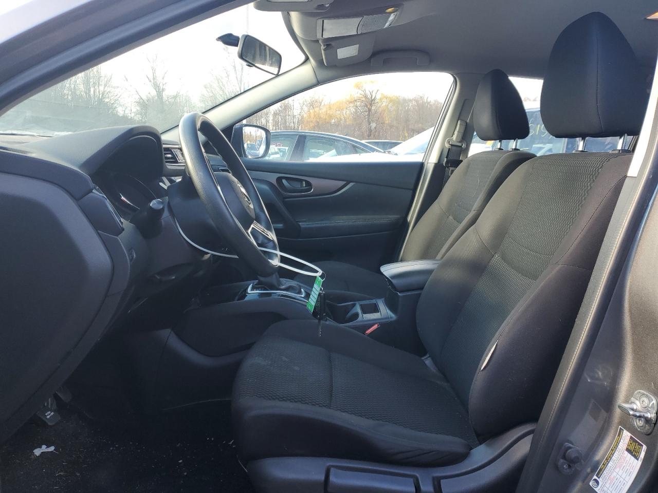 NISSAN ROGUE SPORT S