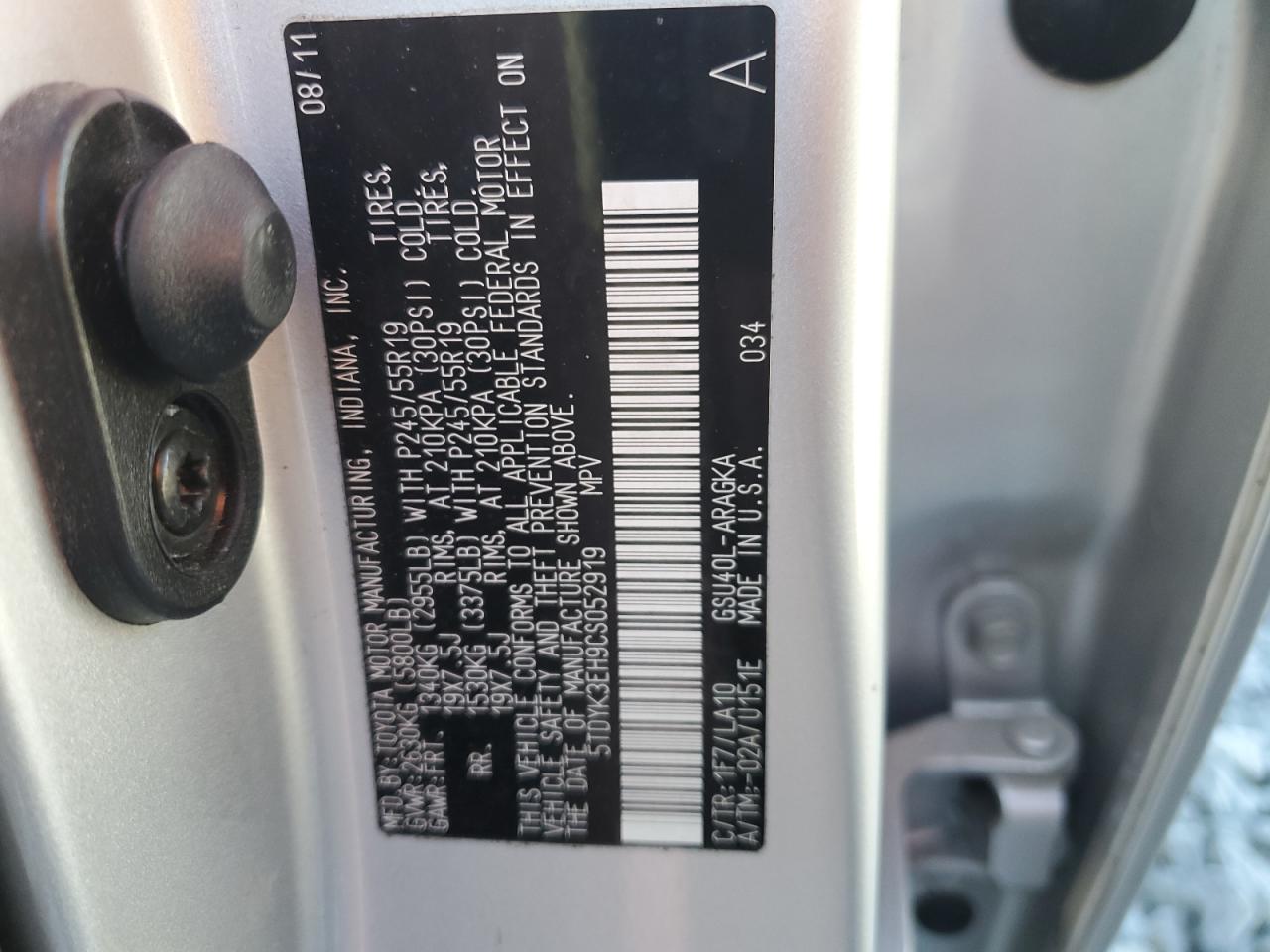 TOYOTA HIGHLANDER LIMITED