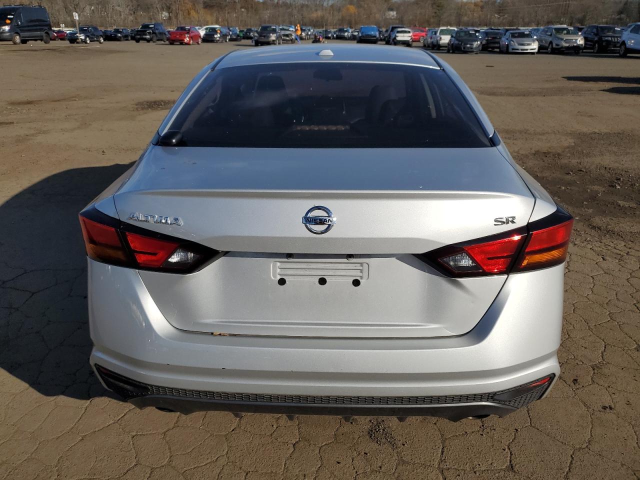 Lot #3318869962 2019 NISSAN ALTIMA SR