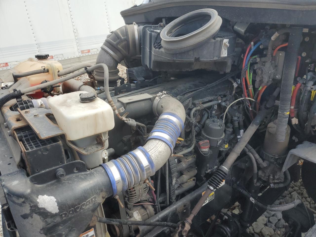 Lot #3296364282 2018 PETERBILT TRACTOR 579