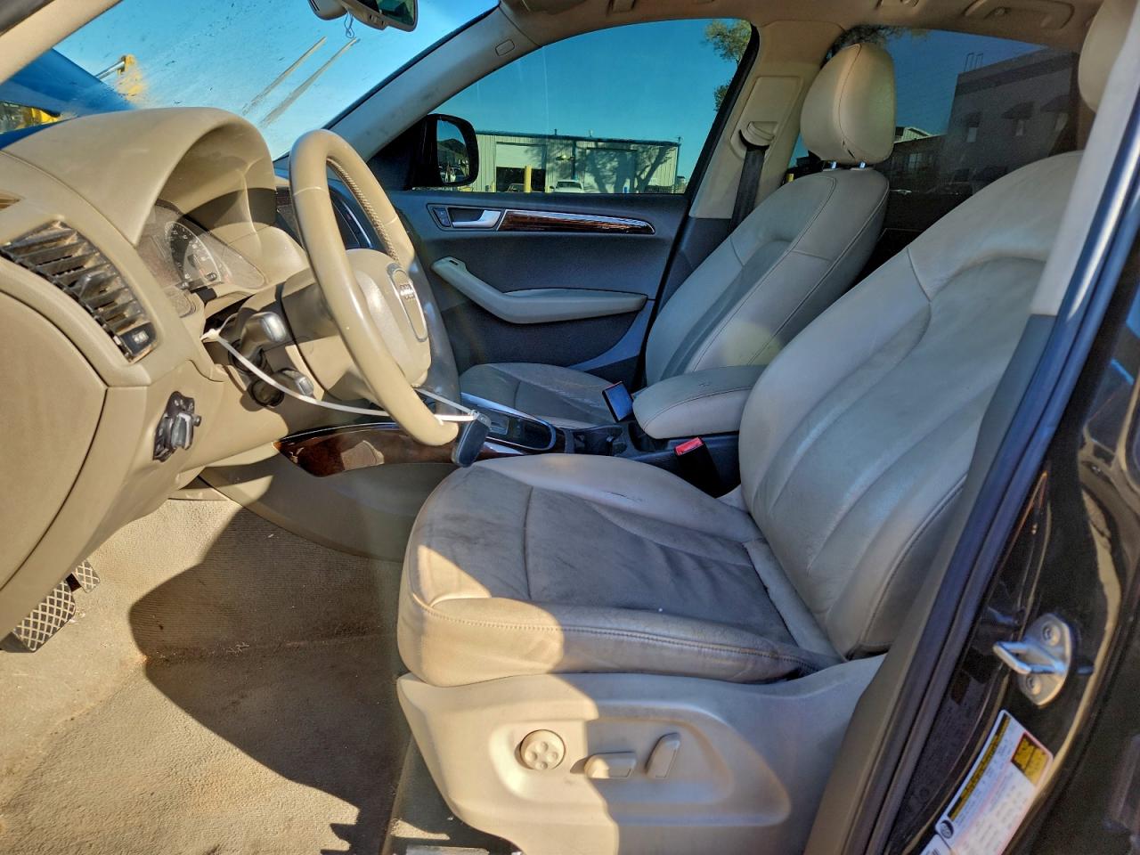 AUDI Q5 PREMIUM PLUS