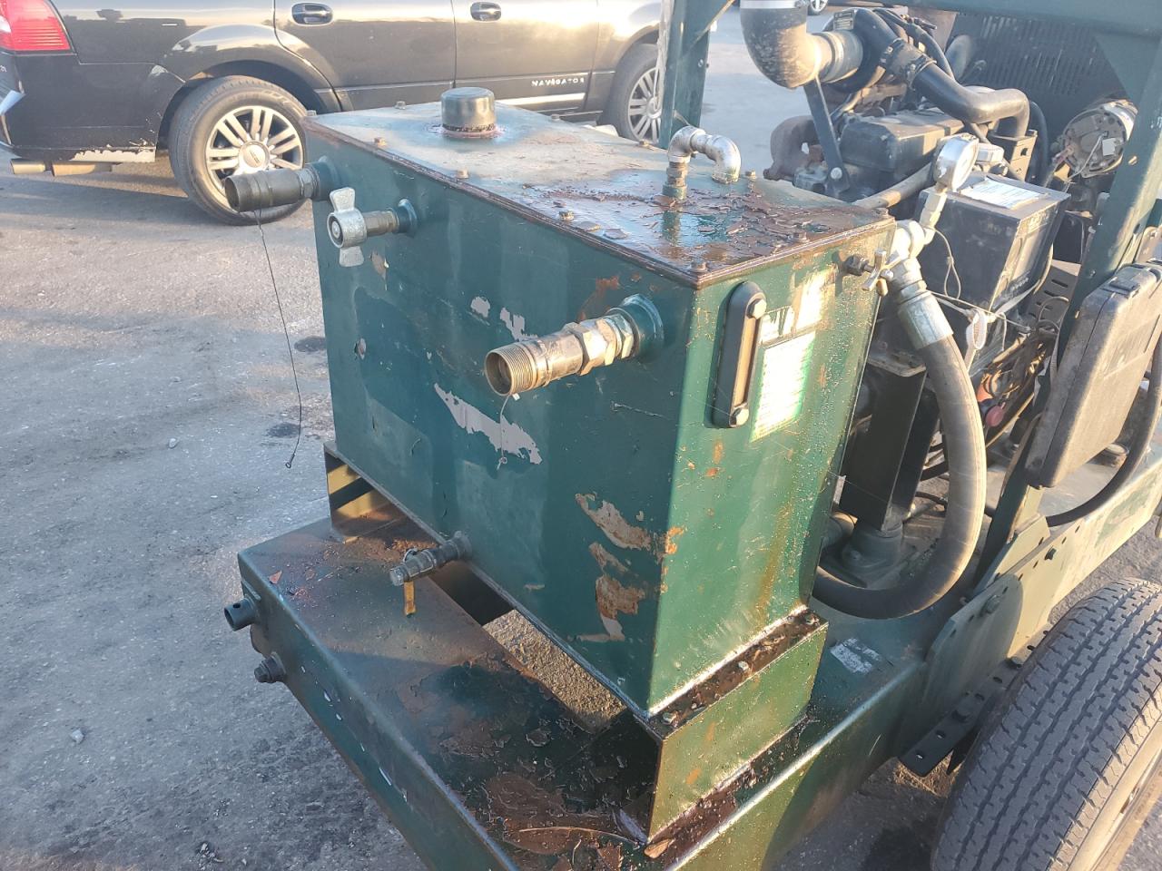 Lot #3312447615 2016 OTHER UTILITY TR