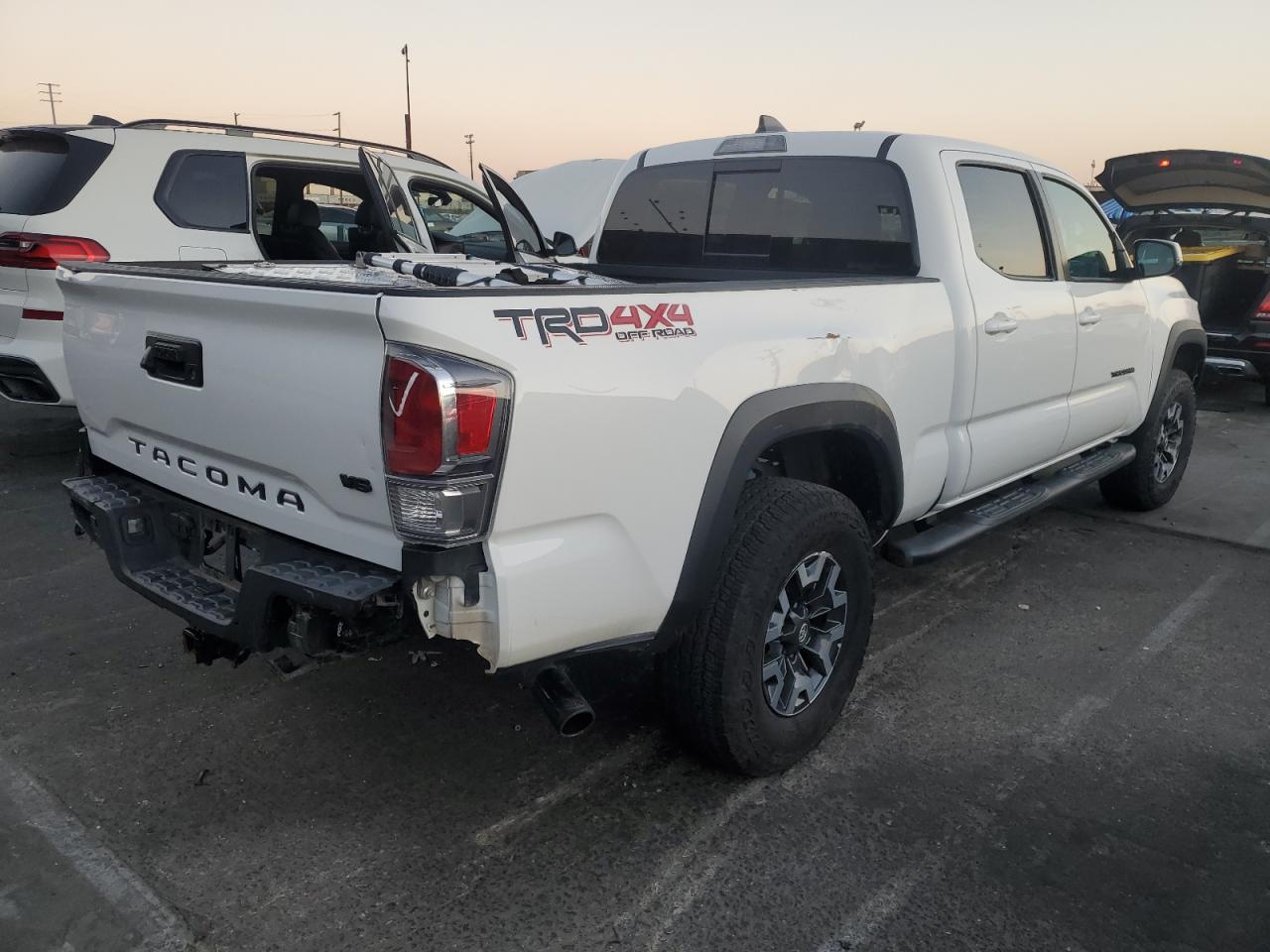 TOYOTA TACOMA DOUBLE CAB