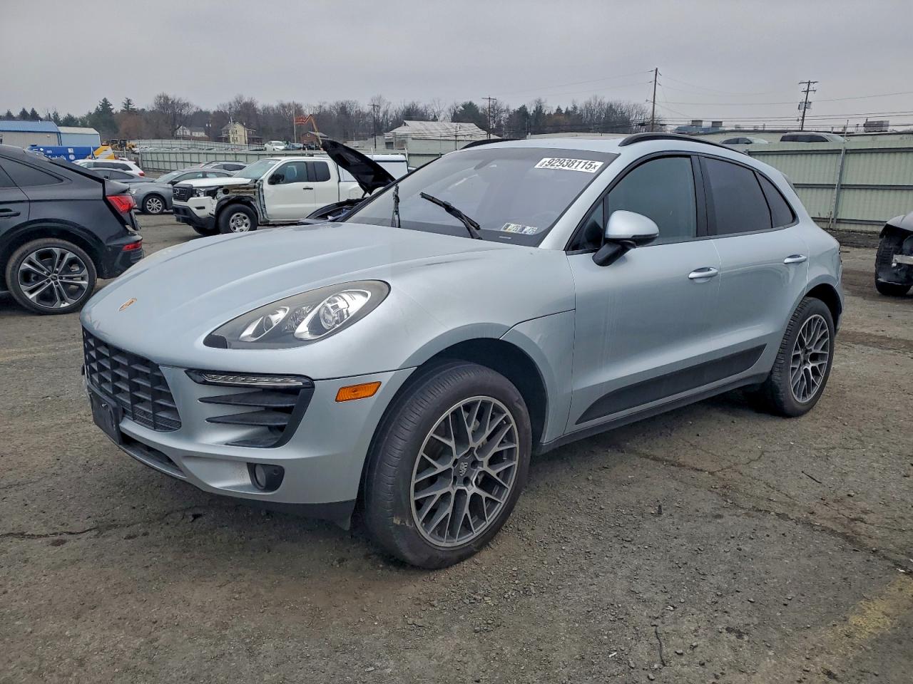 PORSCHE MACAN S