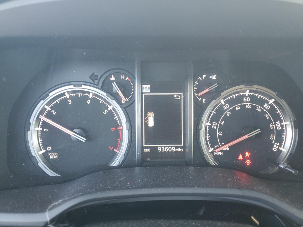 TOYOTA 4RUNNER SR5/SR5 PREMIUM