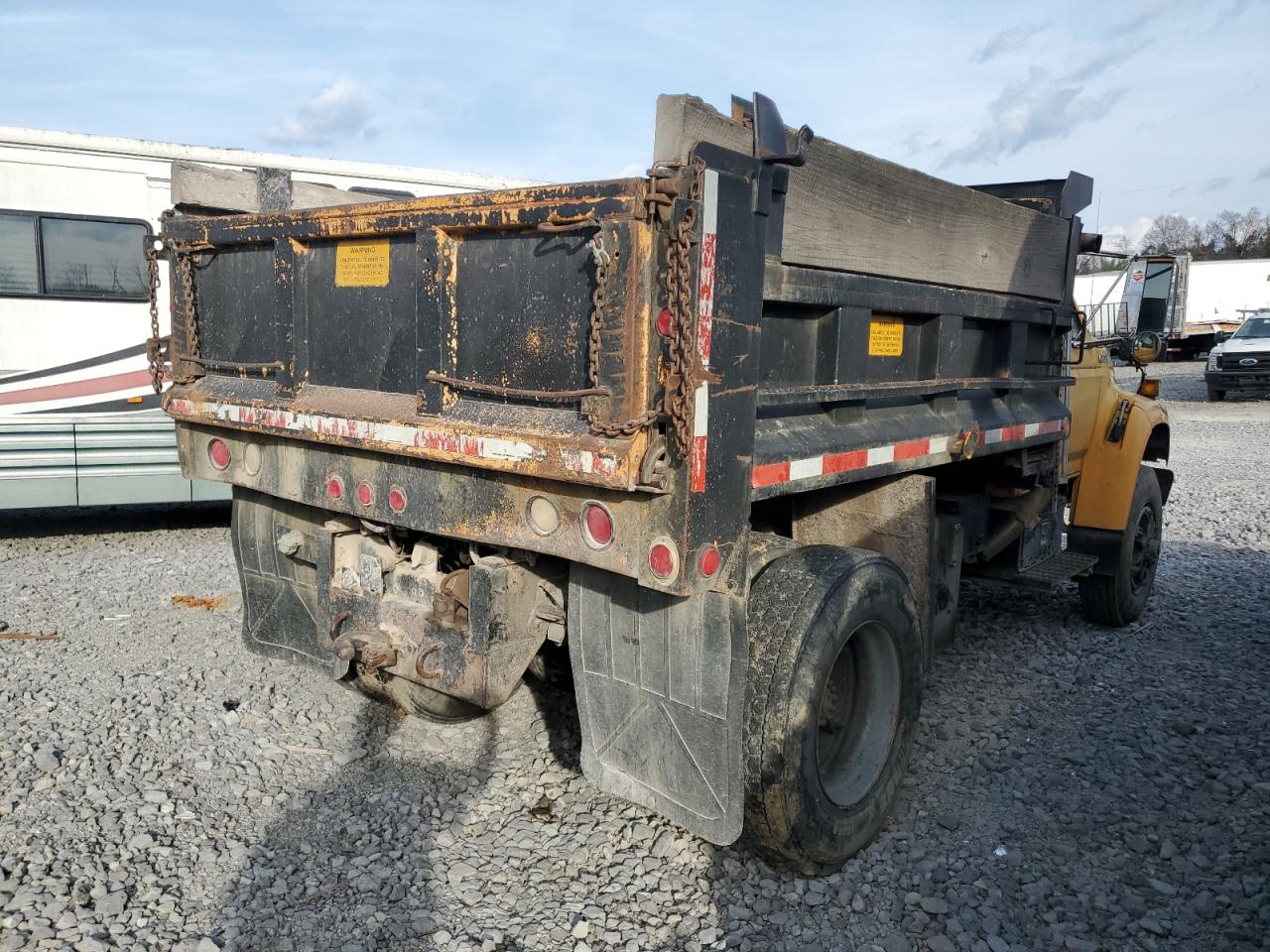 Lot #3302858995 1996 FORD F800