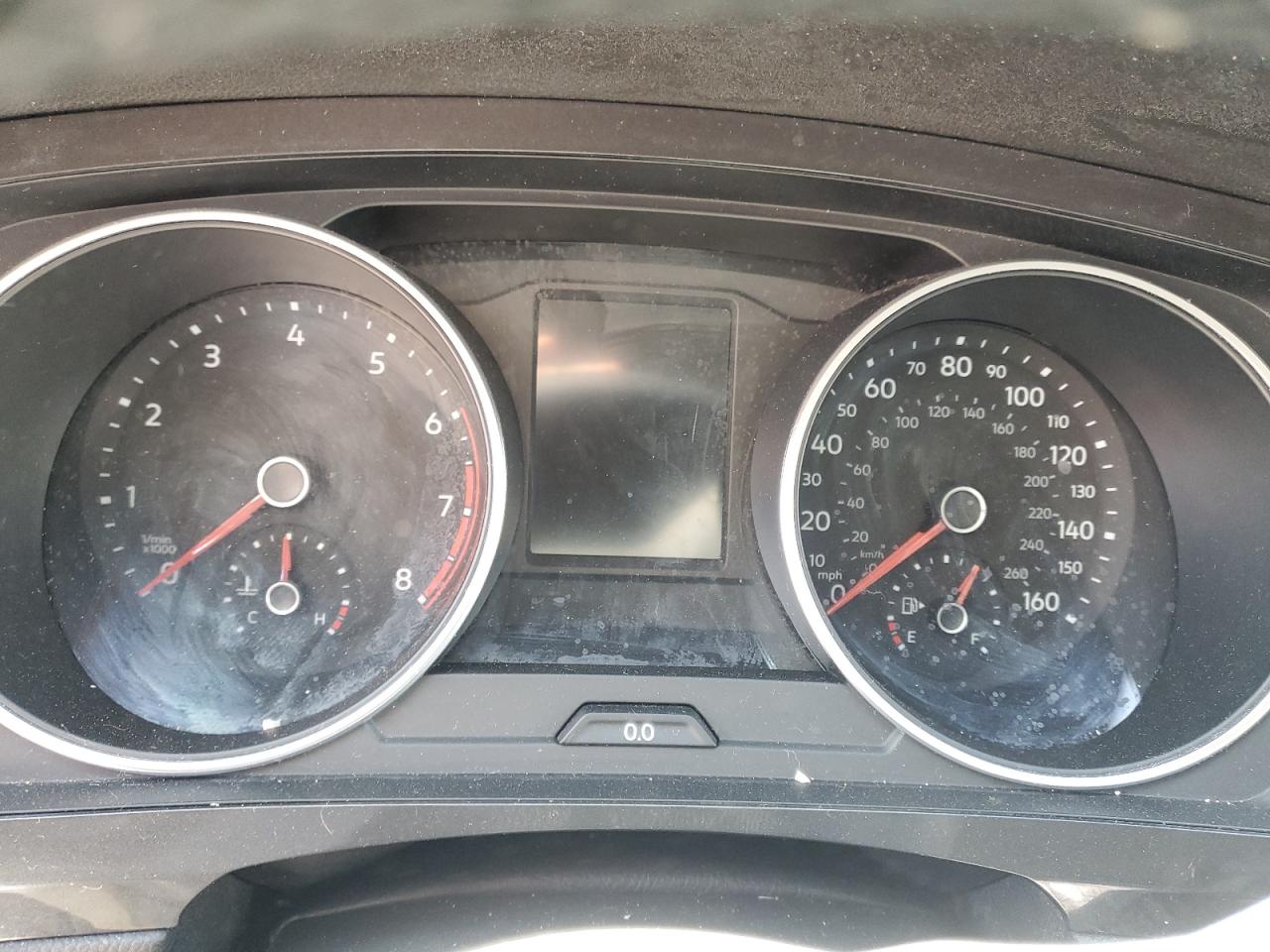 VOLKSWAGEN TIGUAN SE