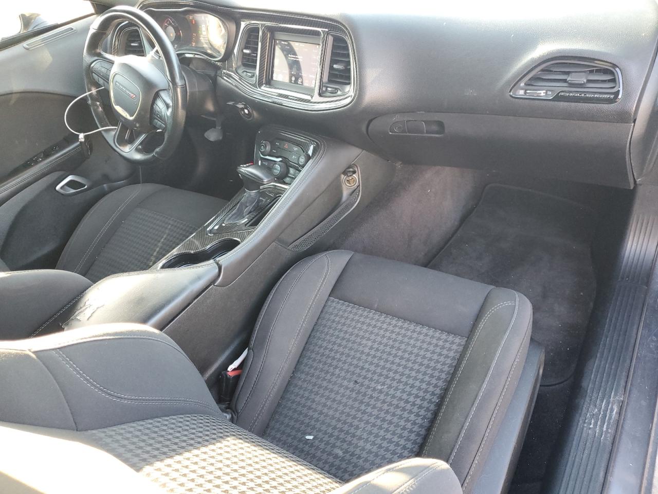 DODGE CHALLENGER SXT