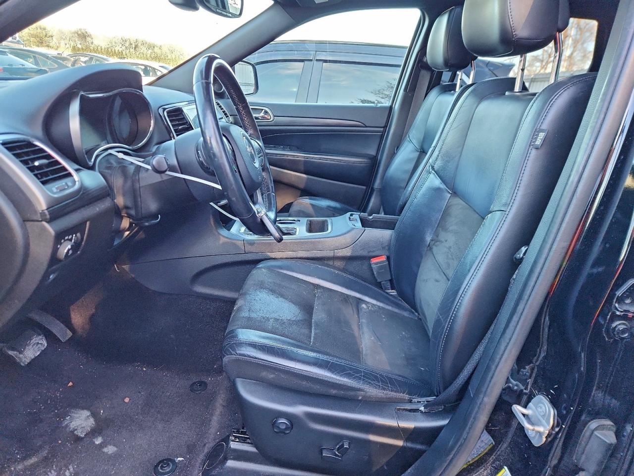 JEEP GRAND CHEROKEE LAREDO