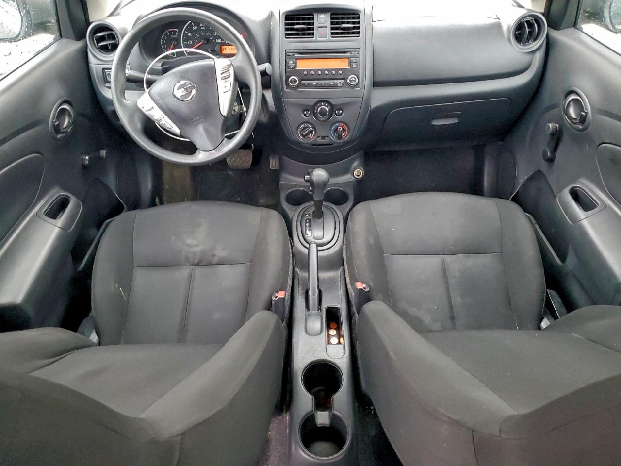 NISSAN VERSA S