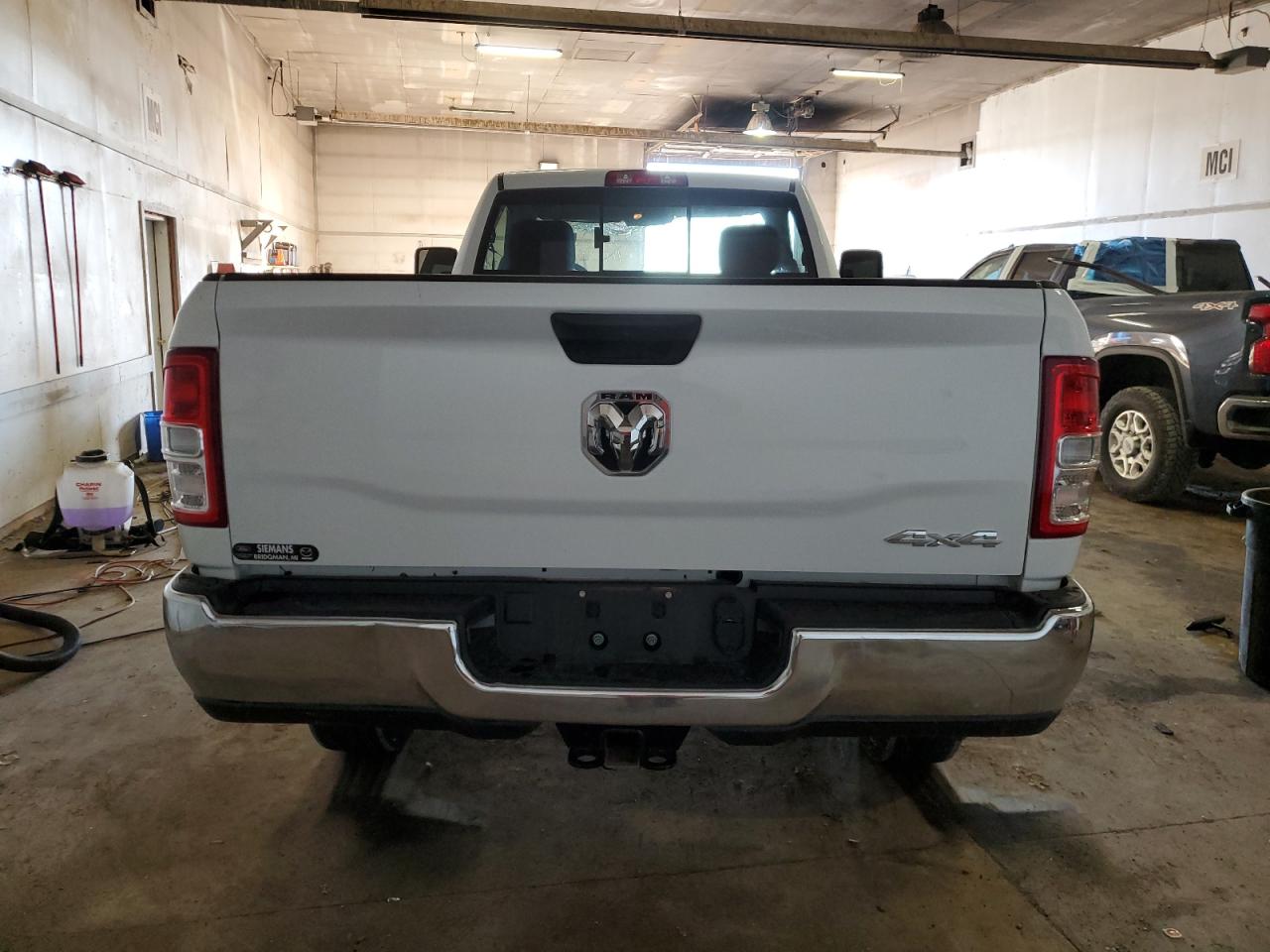 RAM 3500 TRADESMAN