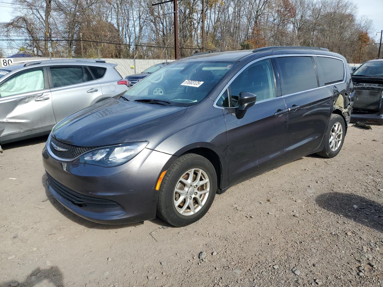 Lot #3298123158 2020 CHRYSLER VOYAGER LX