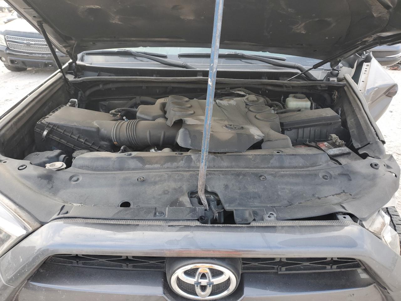 TOYOTA 4RUNNER SR5/SR5 PREMIUM