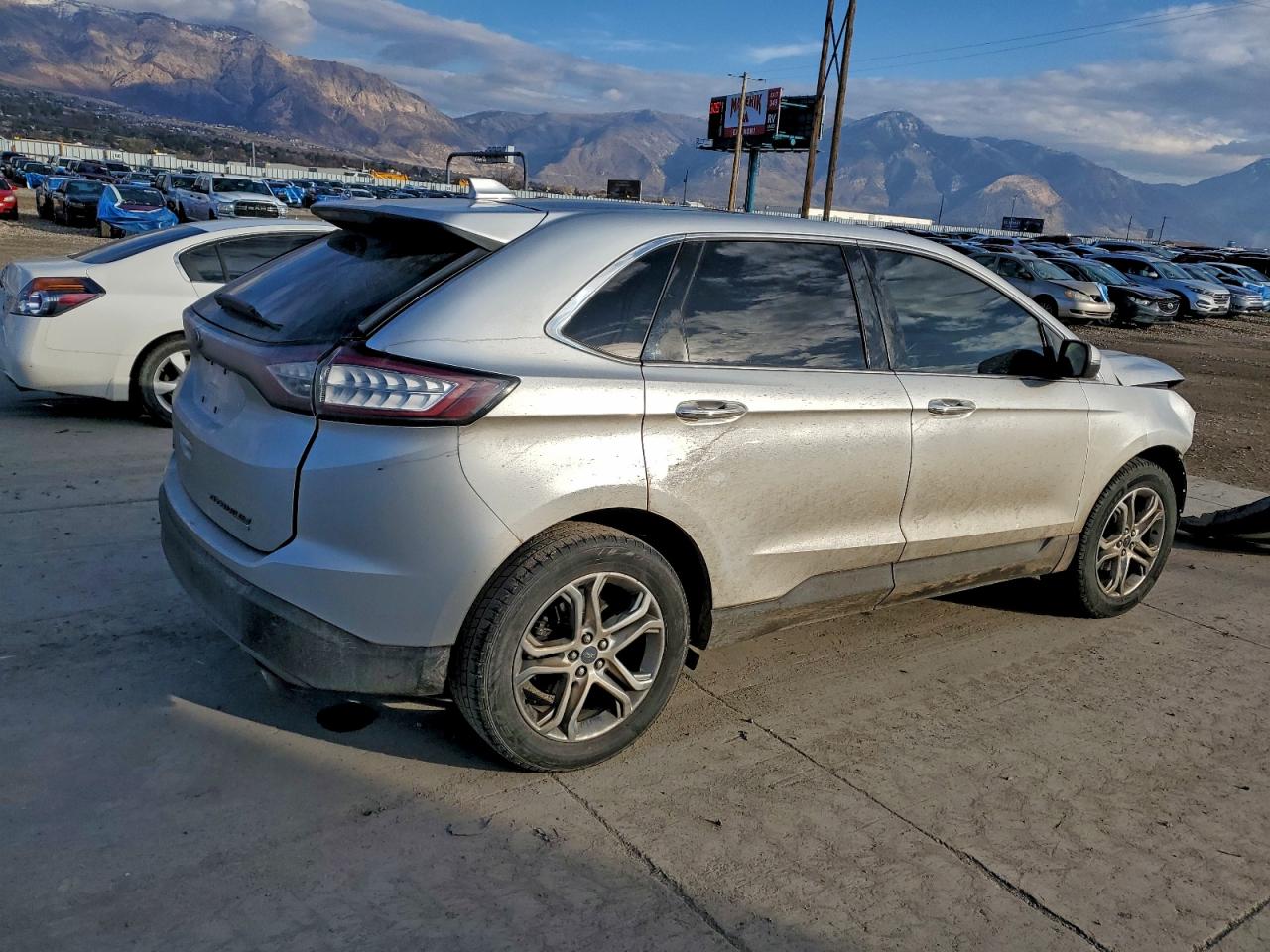 FORD EDGE TITANIUM