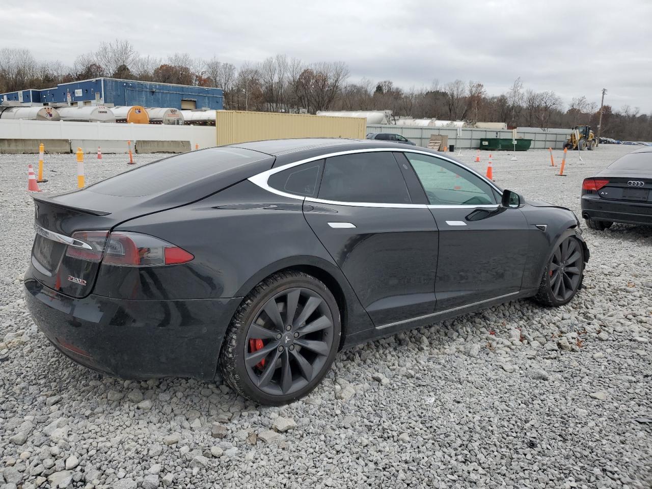 TESLA MODEL S