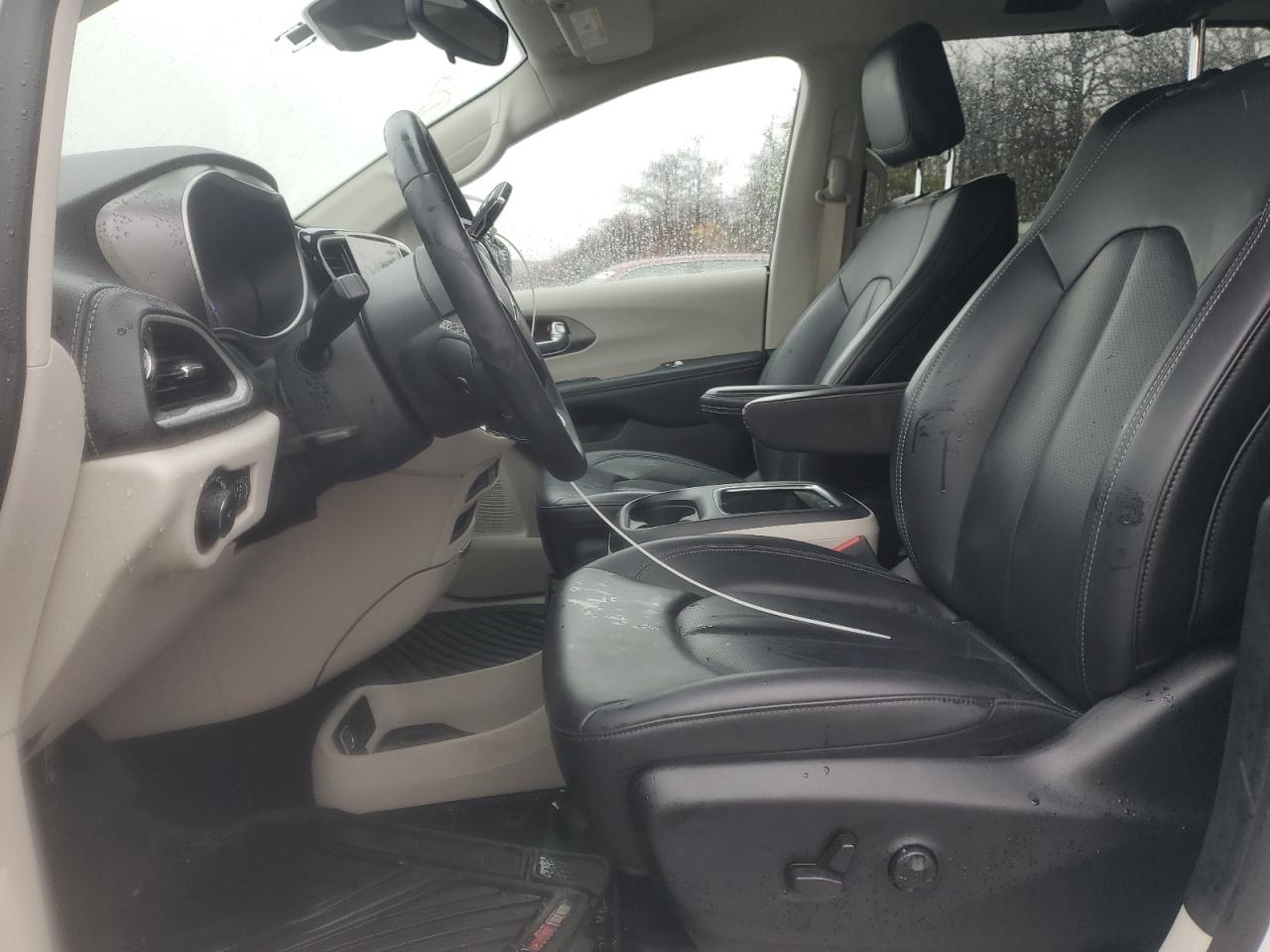 Lot #3302948641 2023 CHRYSLER PACIFICA H