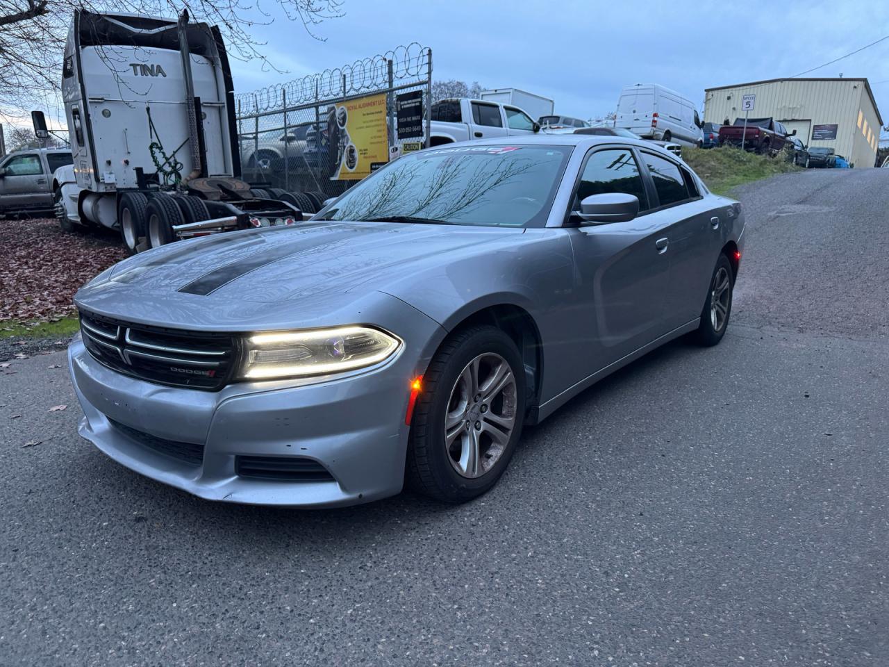 DODGE CHARGER SE