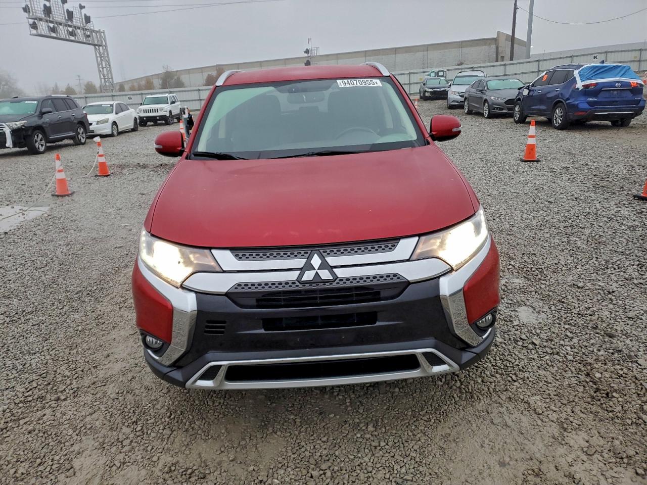 MITSUBISHI OUTLANDER SE