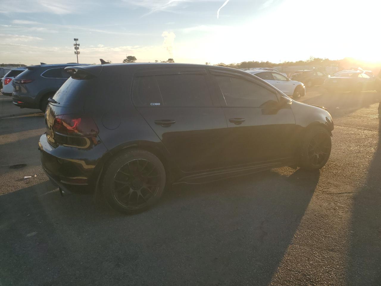 VOLKSWAGEN GOLF GTI