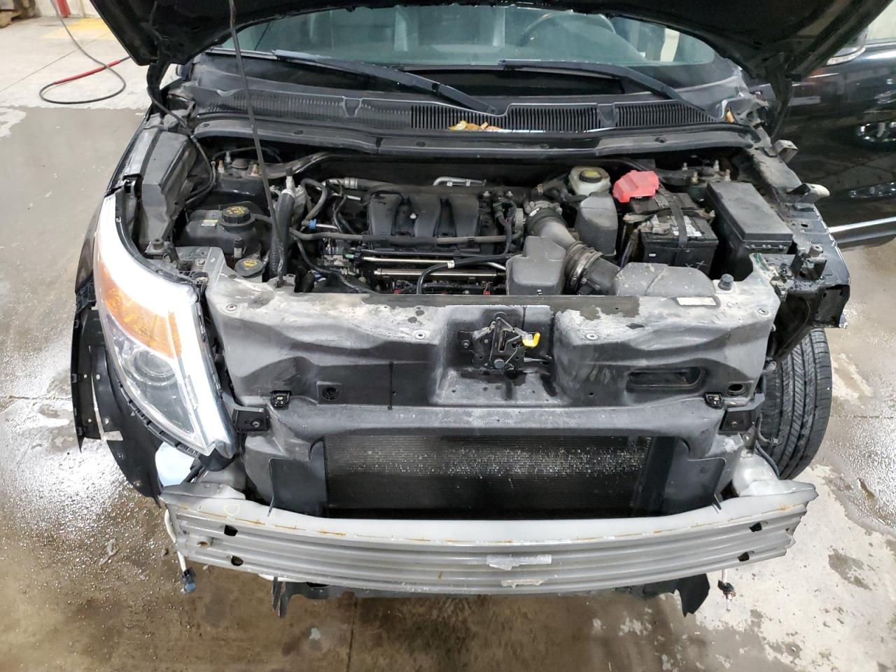 FORD EXPLORER LIMITED