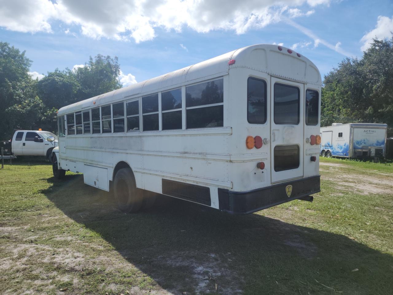 Lot #3287484009 2008 IC CORPORATION 3000