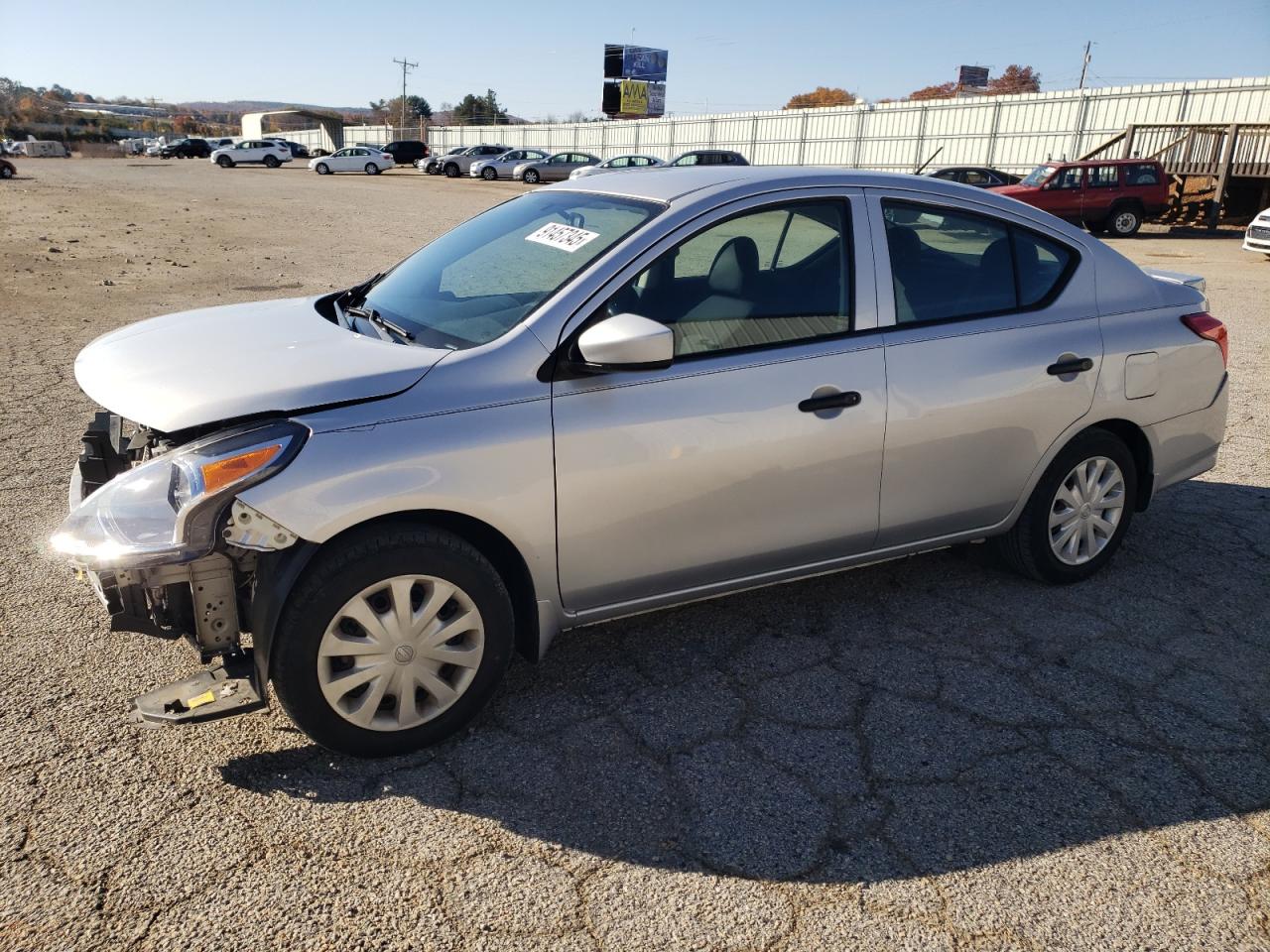 NISSAN VERSA S