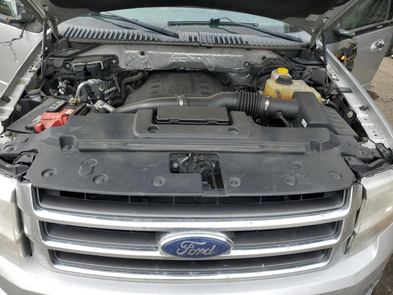 FORD EXPEDITION XLT