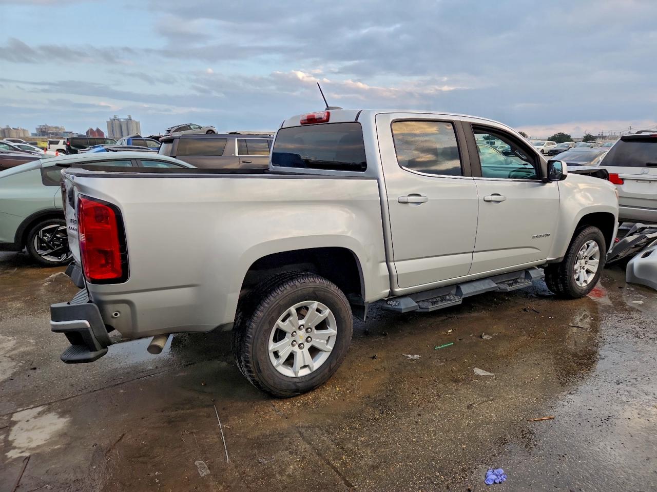 CHEVROLET COLORADO LT