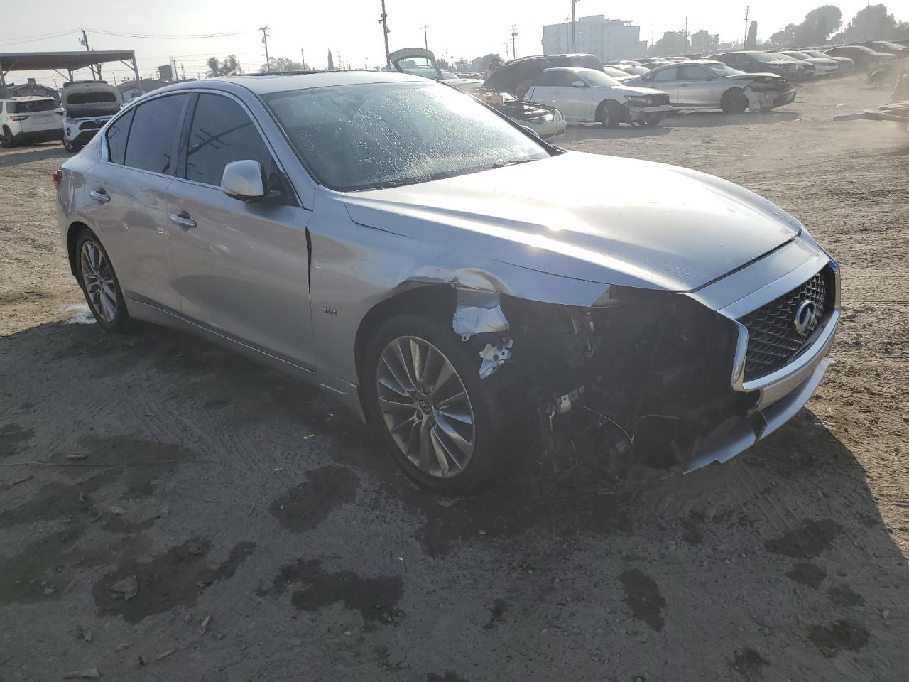 INFINITI Q50 LUXE