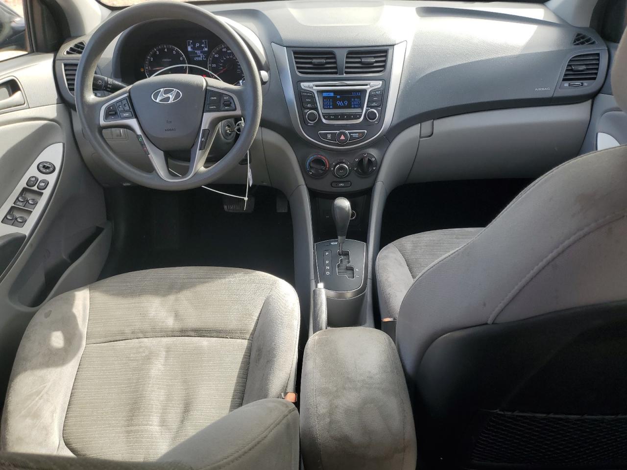 HYUNDAI ACCENT SE