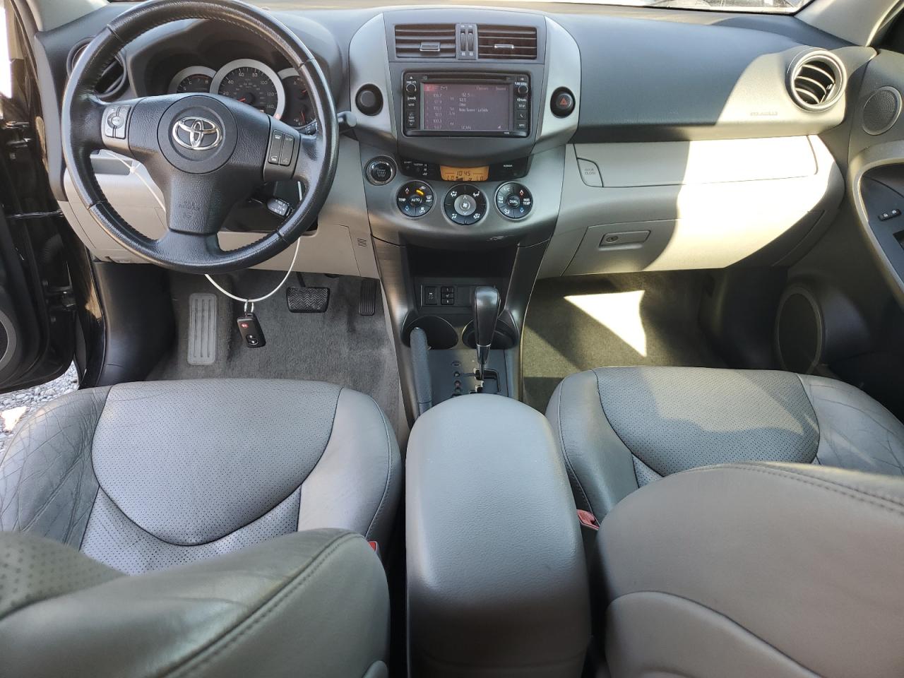 TOYOTA RAV4 LIMITED