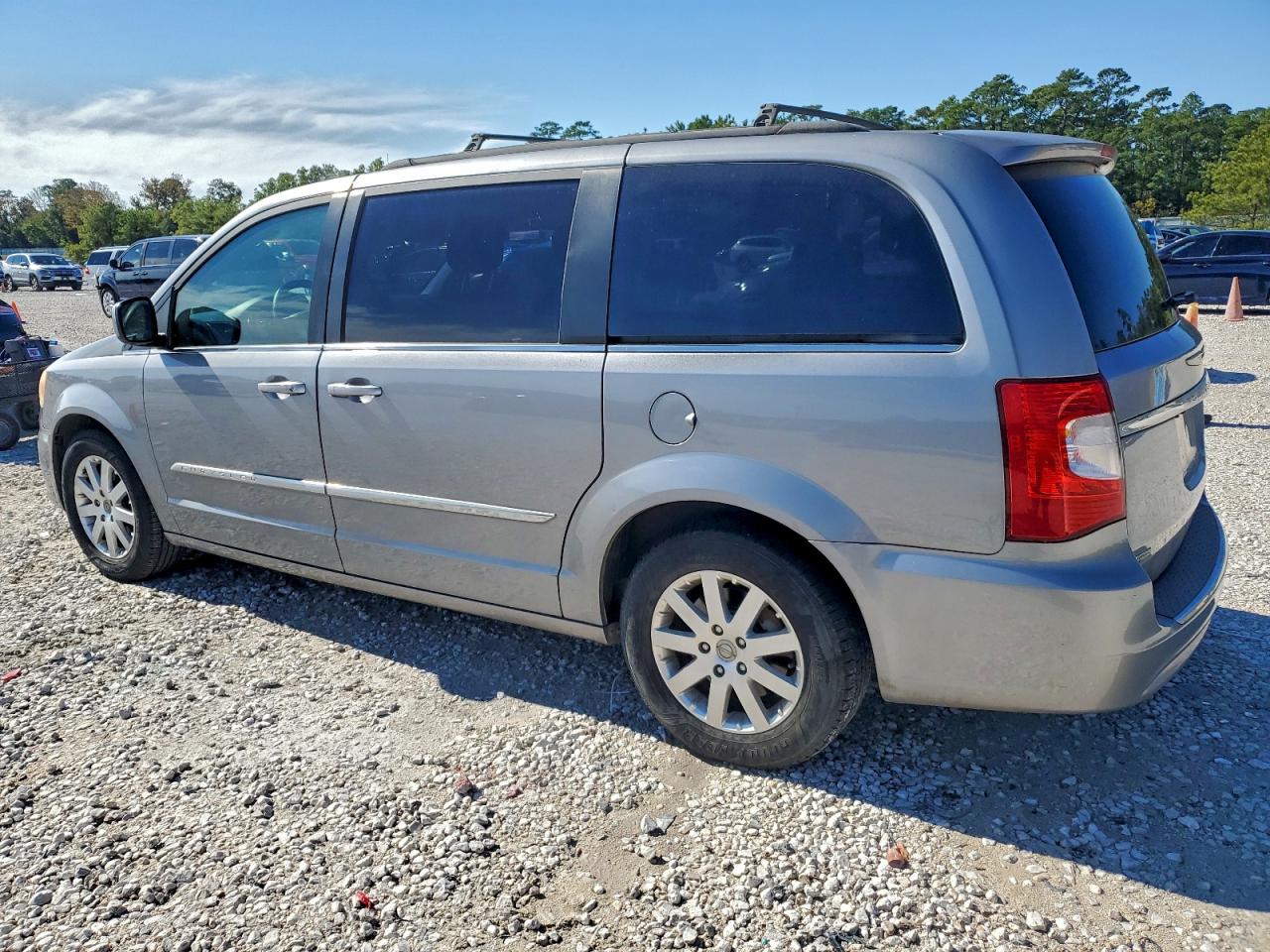 CHRYSLER TOWN & COUNTRY TOURING