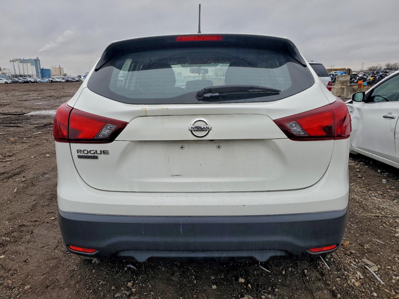NISSAN ROGUE SPORT S