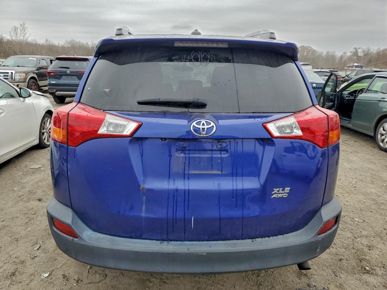TOYOTA RAV4 XLE